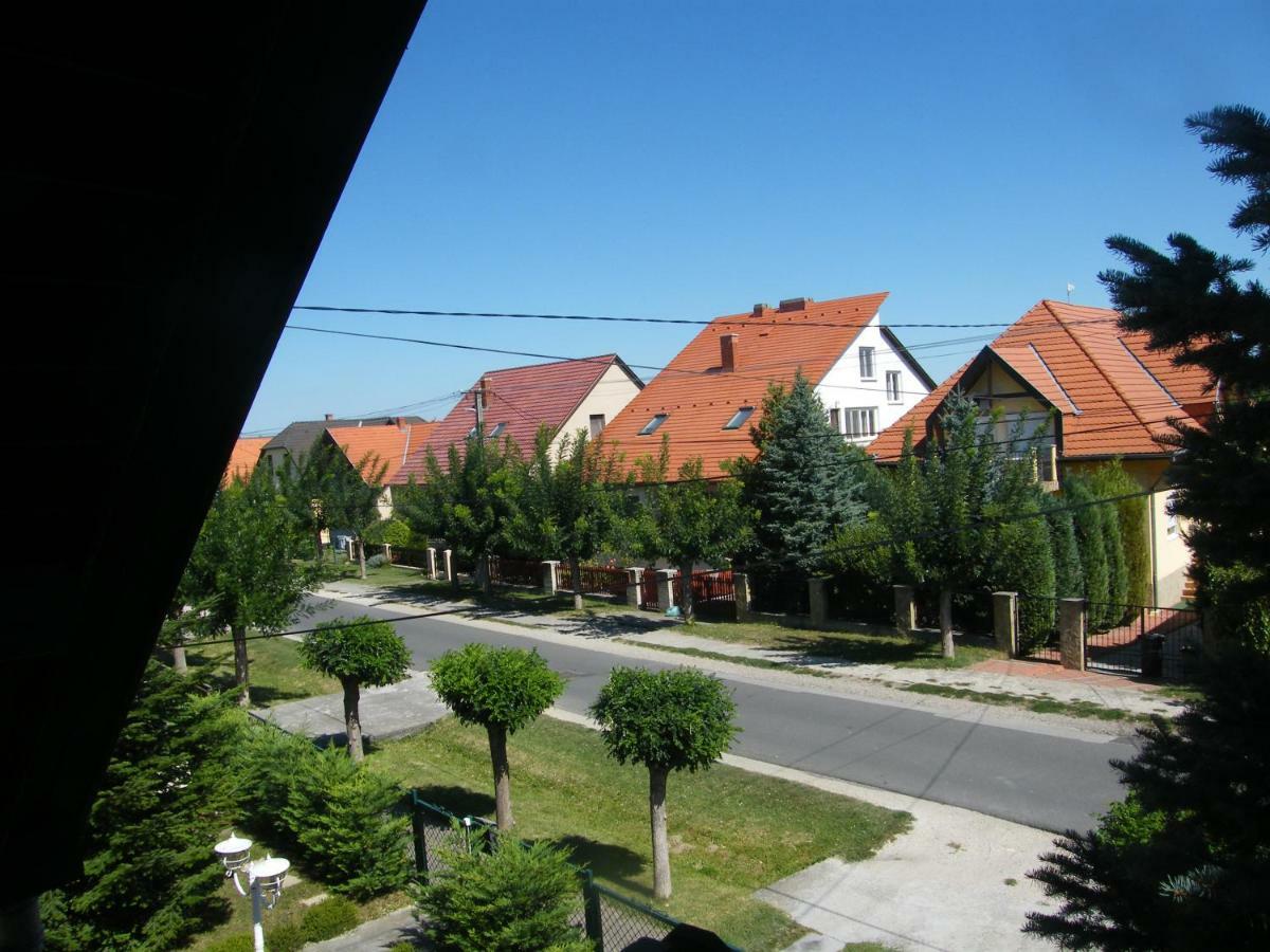 巴拉通雷勒Roland Apartman公寓 外观 照片